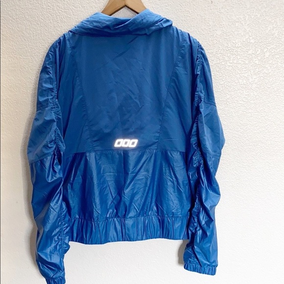 Lorna Jane Night Runner Blue Cosmic Dust Active Jacket - Picture 10 of 16